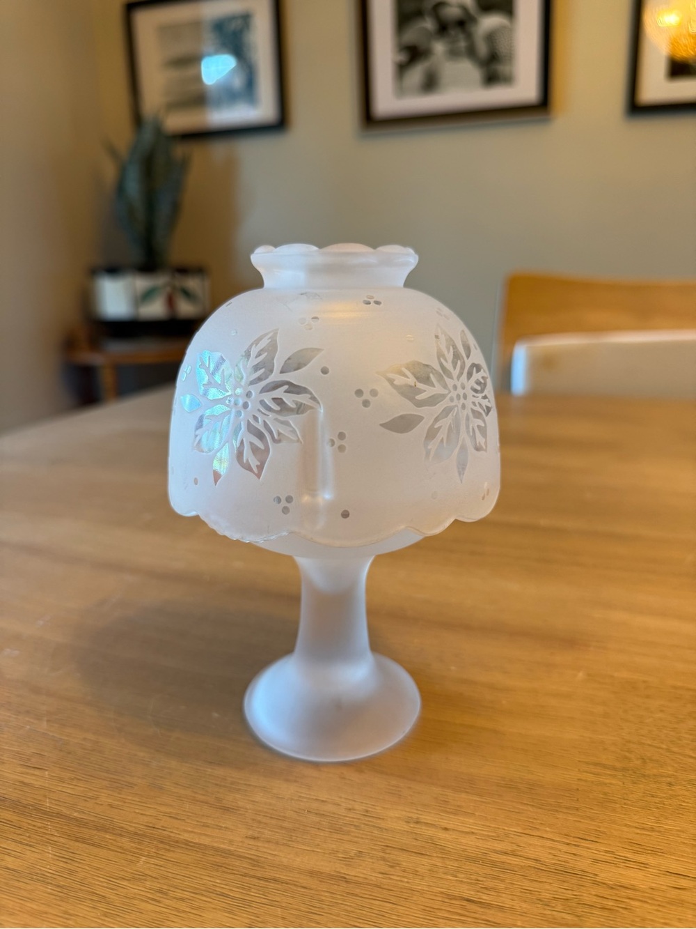 Vintage Westmoreland frosted glass fairy lamp with iridescent floral design